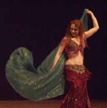 Piper's lyrical and dynamic veil dancing at Belly Dance Magic 2007 276R