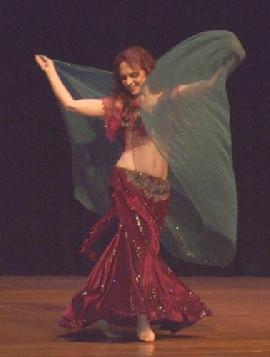 Piper's lyrical and dynamic veil dancing at Belly Dance Magic 2007 274R