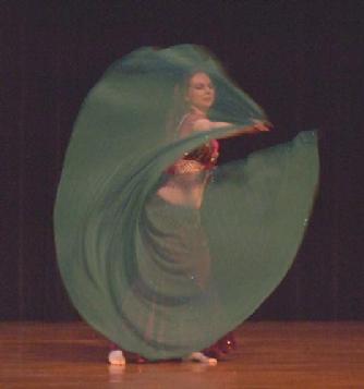 Piper's lyrical and dynamic veil dancing at Belly Dance Magic 2007 265R