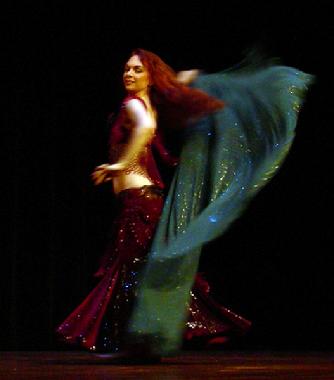 Piper's lyrical and dynamic veil dancing at Belly Dance Magic 2007 3047D