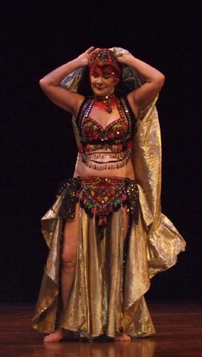 Rhea does her famous belly rolls at Belly Dance Magic 2007 #460